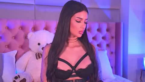 Amyra online show from October 6, 3:26 am