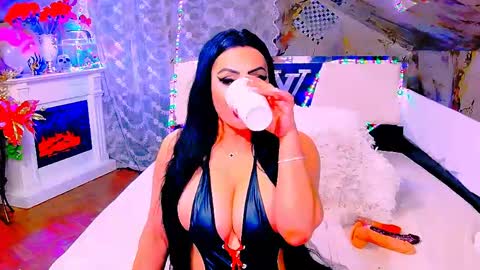 Alimoonyia online show from June 2, 9:17 pm