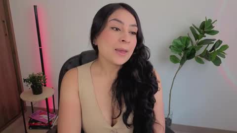 Aleja  online show from October 10, 5:56 pm