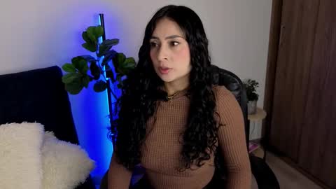 Aleja  online show from March 22, 11:19 pm