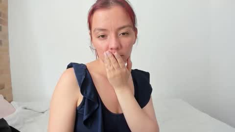 Madi online show from November 18, 3:49 pm