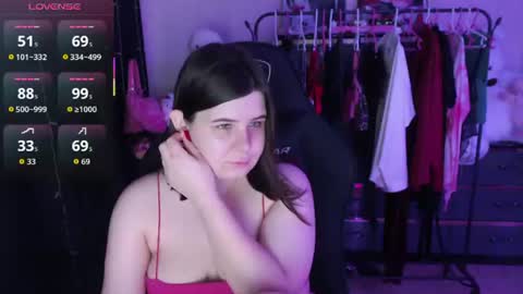 amyvibes online show from June 23, 6:39 pm