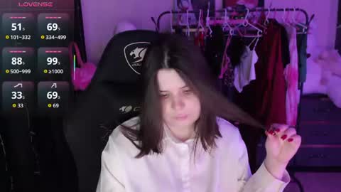 amyvibes online show from July 17, 6:13 pm