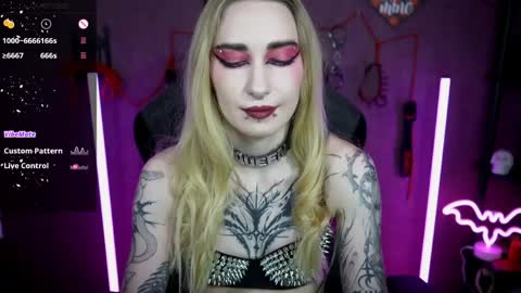 Amy switch Goddess divine Mistress   online show from April 2, 1:09 pm