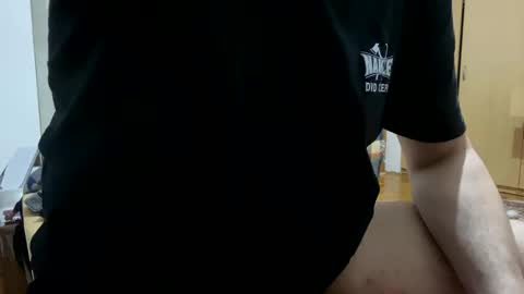 Snapshot of amyyrlikesdeep chatting on February 4, 1:11 am amyyrlikesdeep online show from February 4, 1:11 am