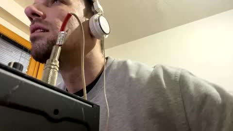 Snapshot of amyyrlikesdeep chatting on February 24, 11:25 pm amyyrlikesdeep online show from February 24, 11:25 pm