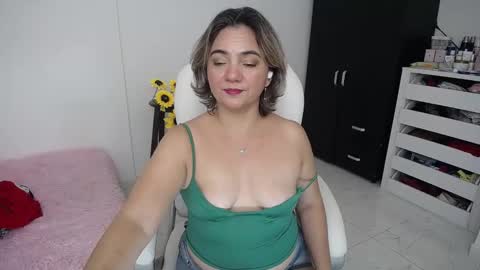  Ana  online show from December 12, 3:32 am