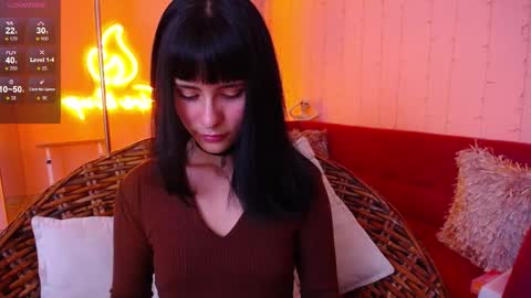 Ana online show from October 23, 1:10 pm