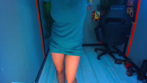 Ana online show from April 10, 10:09 am