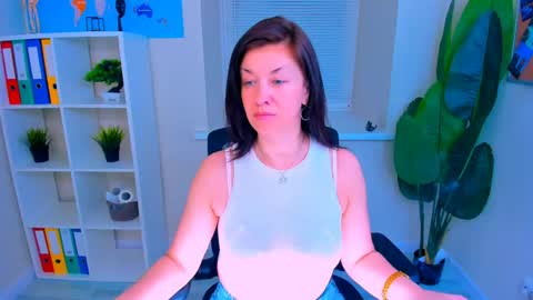Ana online show from May 19, 10:10 am
