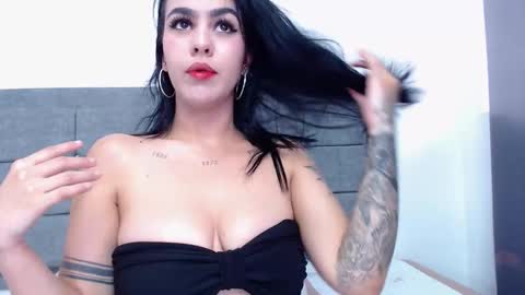 Ana Paula online show from November 28, 1:14 pm