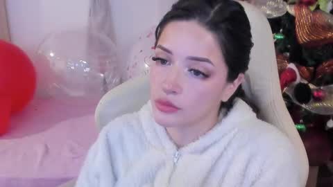 Im anna but you can call me as you want online show from December 19, 3:52 pm