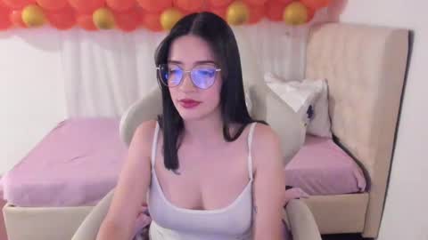 Im anna but you can call me as you want online show from February 18, 2:16 pm