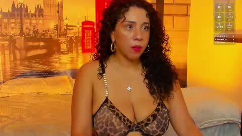 Ana My schedule 0400 - 1600 GMT -5 online show from November 26, 10:16 am