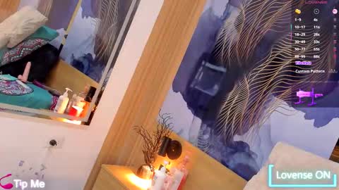 anabacker01 online show from October 13, 7:47 pm