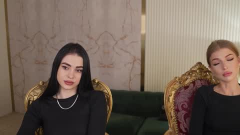 Snapshot of anabel2054 chatting on February 5, 11:48 am Sweet girls online show from February 5, 11:48 am