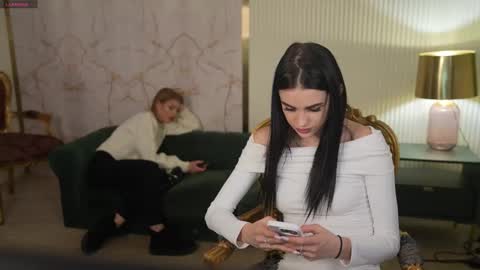 Snapshot of anabel2054 chatting on February 17, 11:40 am Sweet girls online show from February 17, 11:40 am