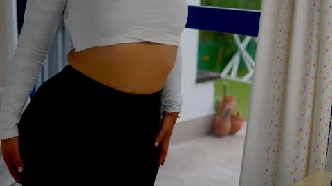 anabelcurvy online show from November 5, 2:17 pm