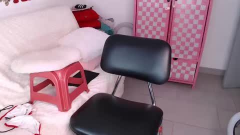 Ana online show from October 24, 6:26 pm