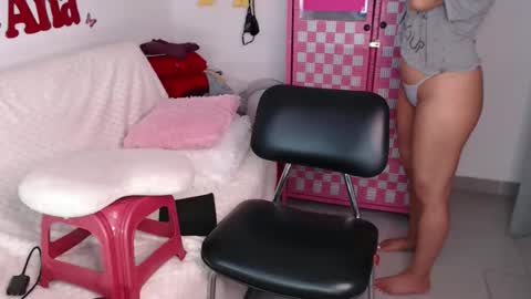 Ana online show from November 12, 10:48 am