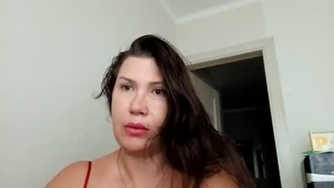 Snapshot of anabellovee chatting on August 5, 5:10 am ANABELLOVEE online show from August 5, 5:10 am