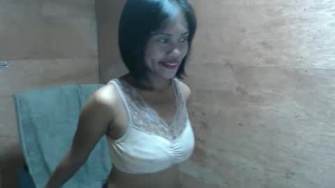 Snapshot of anacumonu69 chatting on May 5, 5:26 am Im Ann online show from May 5, 5:26 am