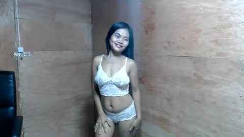 Snapshot of anacumonu69 chatting on June 6, 12:05 am Im Ann online show from June 6, 12:05 am