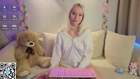 Deya online show from March 1, 10:56 pm