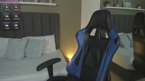 A N A online show from March 18, 2:31 pm