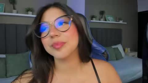 A N A online show from July 15, 4:12 pm