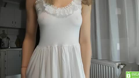 Anahi online show from April 3, 3:48 am