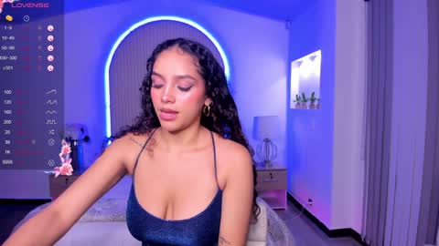 Anahi Curlie online show from December 31, 4:16 am