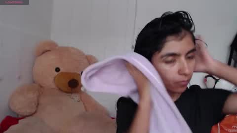 Anahi Browns online show from February 4, 4:46 pm