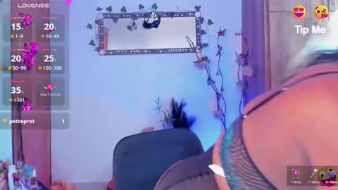 Snapshot of anai_valentinex chatting on February 3, 3:17 pm anai_valentinex online show from February 3, 3:17 pm