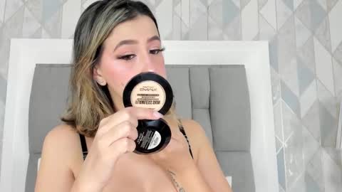   online show from October 14, 11:33 am