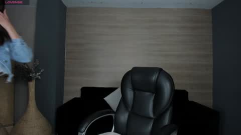 Anais Nin  online show from December 24, 11:28 am