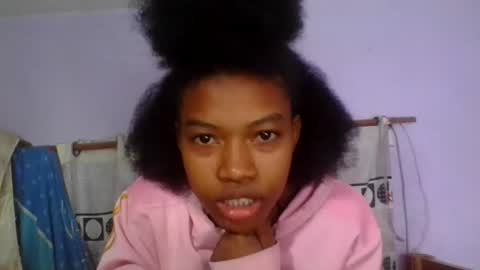 anaissa23 online show from June 20, 4:54 pm