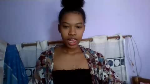 anaissa23 online show from June 28, 2:39 am