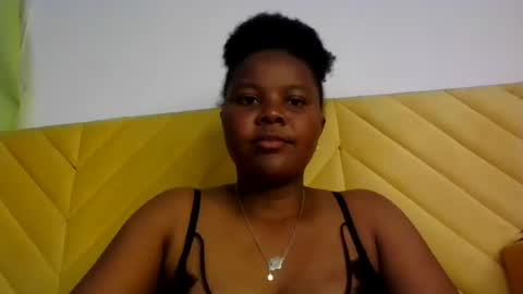 anaissa23 online show from July 16, 12:22 pm