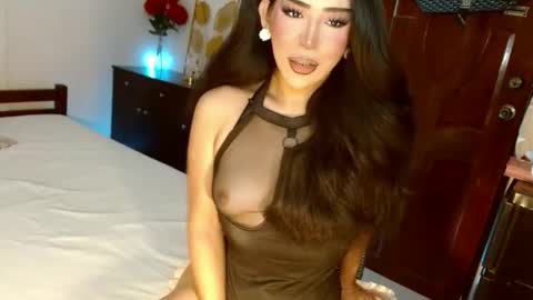 Snapshot of analordgoddessxx chatting on April 26, 11:13 pm Thena online show from April 26, 11:13 pm