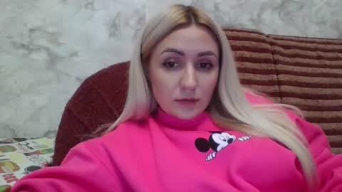 Snapshot of analqueen2024 chatting on December 8, 7:00 pm analqueen2024 online show from December 8, 7:00 pm