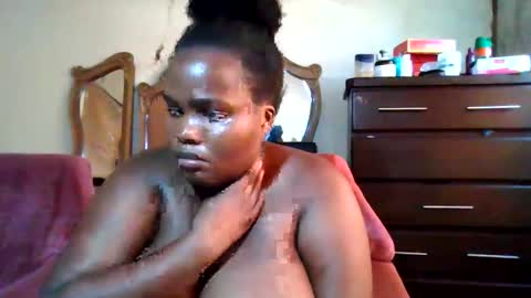 Snapshot of analslut1987 chatting on January 18, 1:40 pm analslut1987 online show from January 18, 1:40 pm