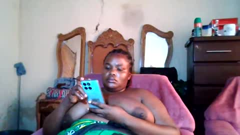 Snapshot of analslut1987 chatting on February 3, 5:40 am analslut1987 online show from February 3, 5:40 am
