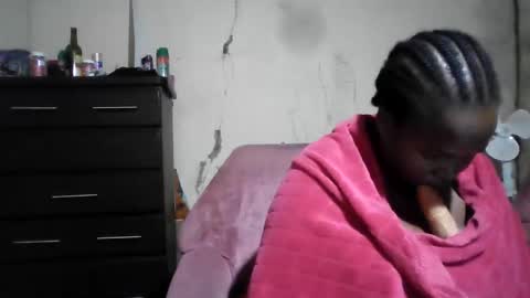 Snapshot of analslut1987 chatting on May 2, 12:26 am analslut1987 online show from May 2, 12:26 am