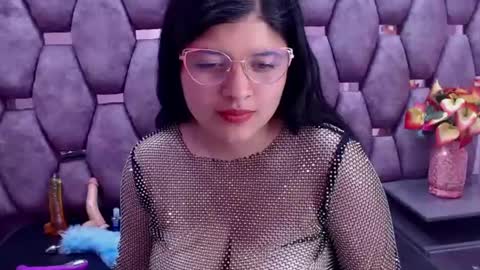 catherin owen online show from December 22, 6:39 am