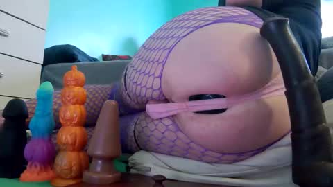 Snapshot of analzilla chatting on February 15, 8:49 pm Mandy online show from February 15, 8:49 pm