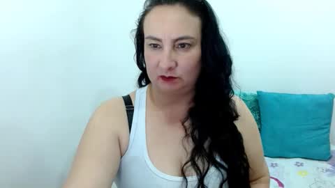 anamaria288 online show from March 18, 2:04 am