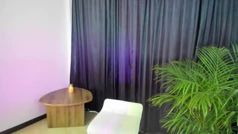 Ann online show from September 11, 5:35 pm