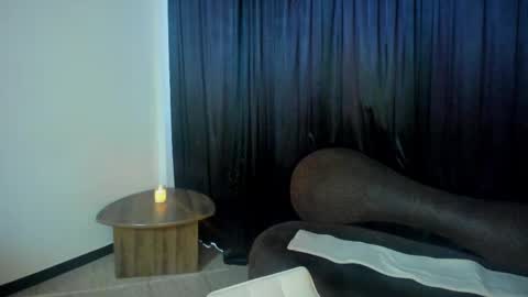 Ann online show from November 14, 6:28 pm