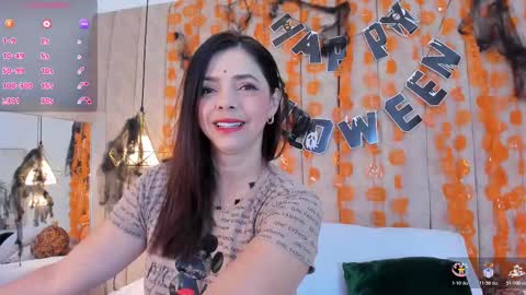 Snapshot of anantaa chatting on October 21, 11:33 am Ananta online show from October 21, 11:33 am